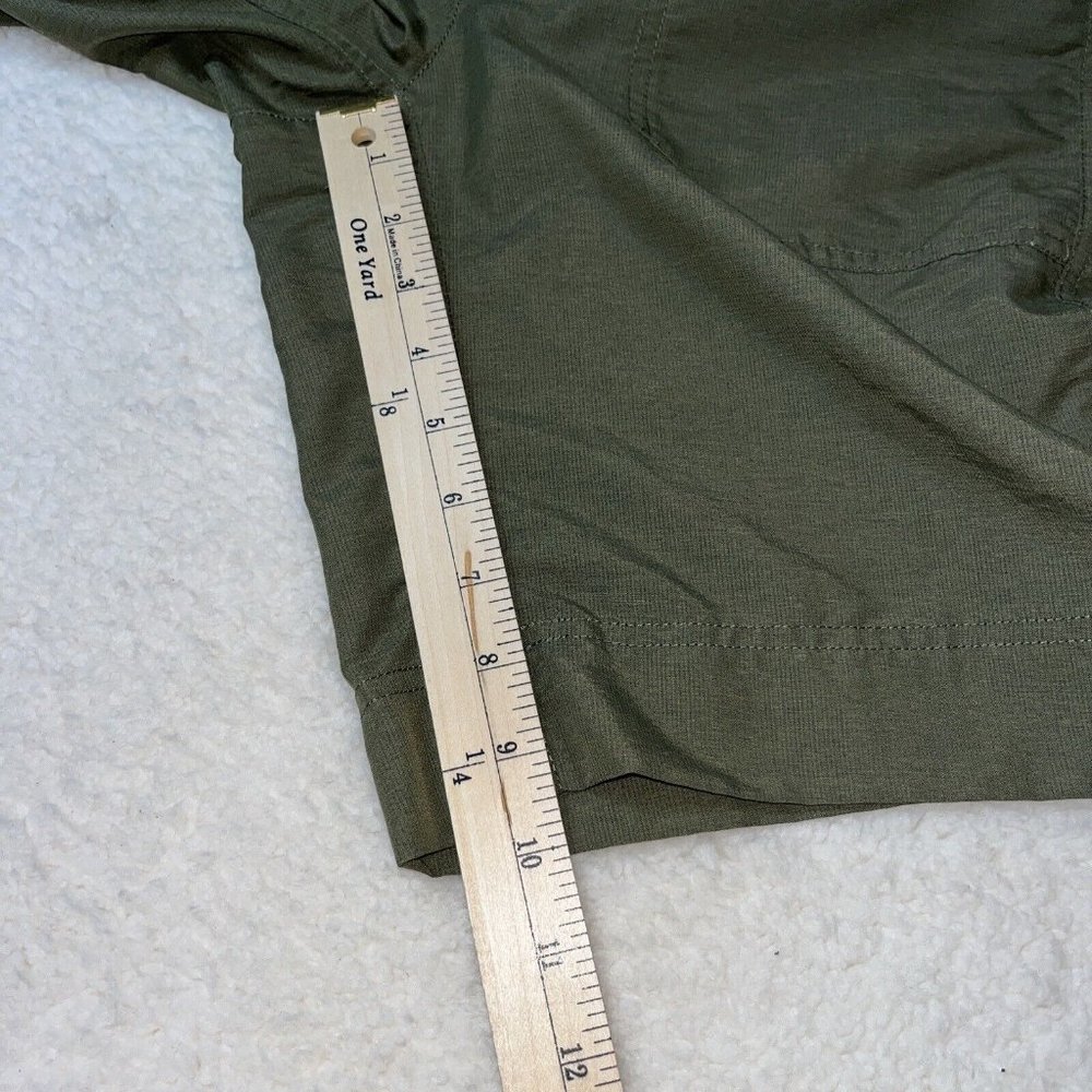 North Face Women's Size 6 Olive Green Shorts Drawstring Belt Loop Stowe Pocket - Picture 8 of 9